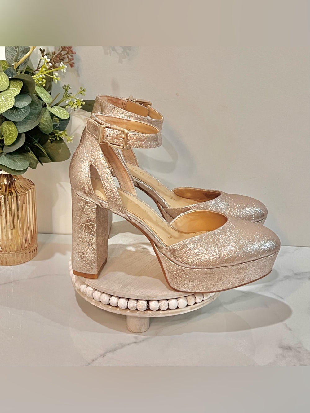 Copper Key Women's Metallic Platform Ankle-Strap Pumps size 6.5 - Picture 6 of 15